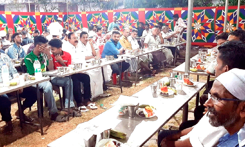 നോമ്പുതുറ നോമ്പുതുറ