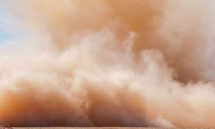 dust wind