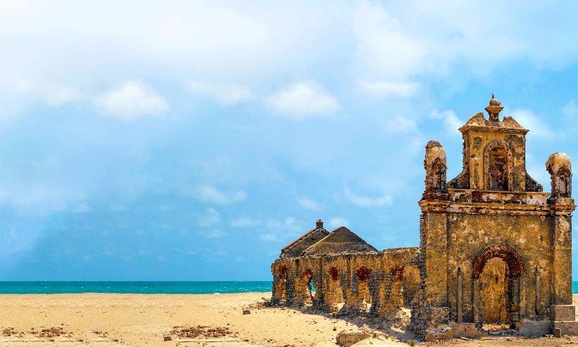 പ്രേ​ത​ന​ഗ​ര​ത്തി​ലൂ​ടെ ക​ലാ വി​സ്മ​യ​ങ്ങ​ൾ ക​ണ്ട്...