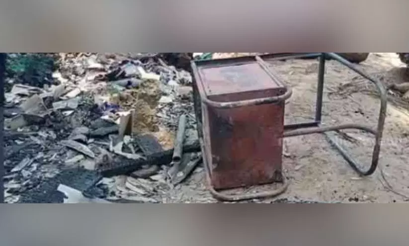 കുടുംബ വഴക്കിനെത്തുടർന്ന് ഭർത്താവ് വീടിന് തീയിട്ടു