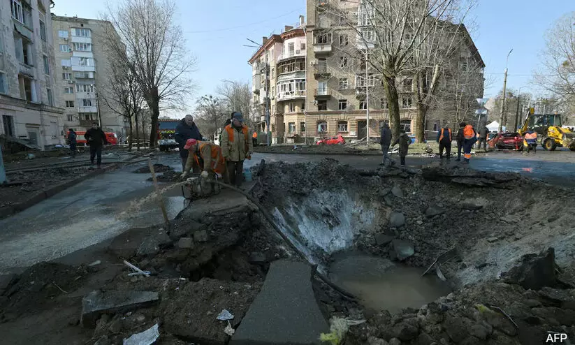 യുക്രെയ്നിൽ ആക്രമണം കടുപ്പിച്ച് റഷ്യ യുക്രെയ്നിൽ ആക്രമണം കടുപ്പിച്ച് റഷ്യ