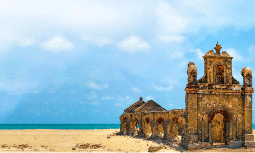 പ്രേ​ത​ന​ഗ​ര​ത്തി​ലൂ​ടെ ക​ലാ വി​സ്മ​യ​ങ്ങ​ൾ ക​ണ്ട്...