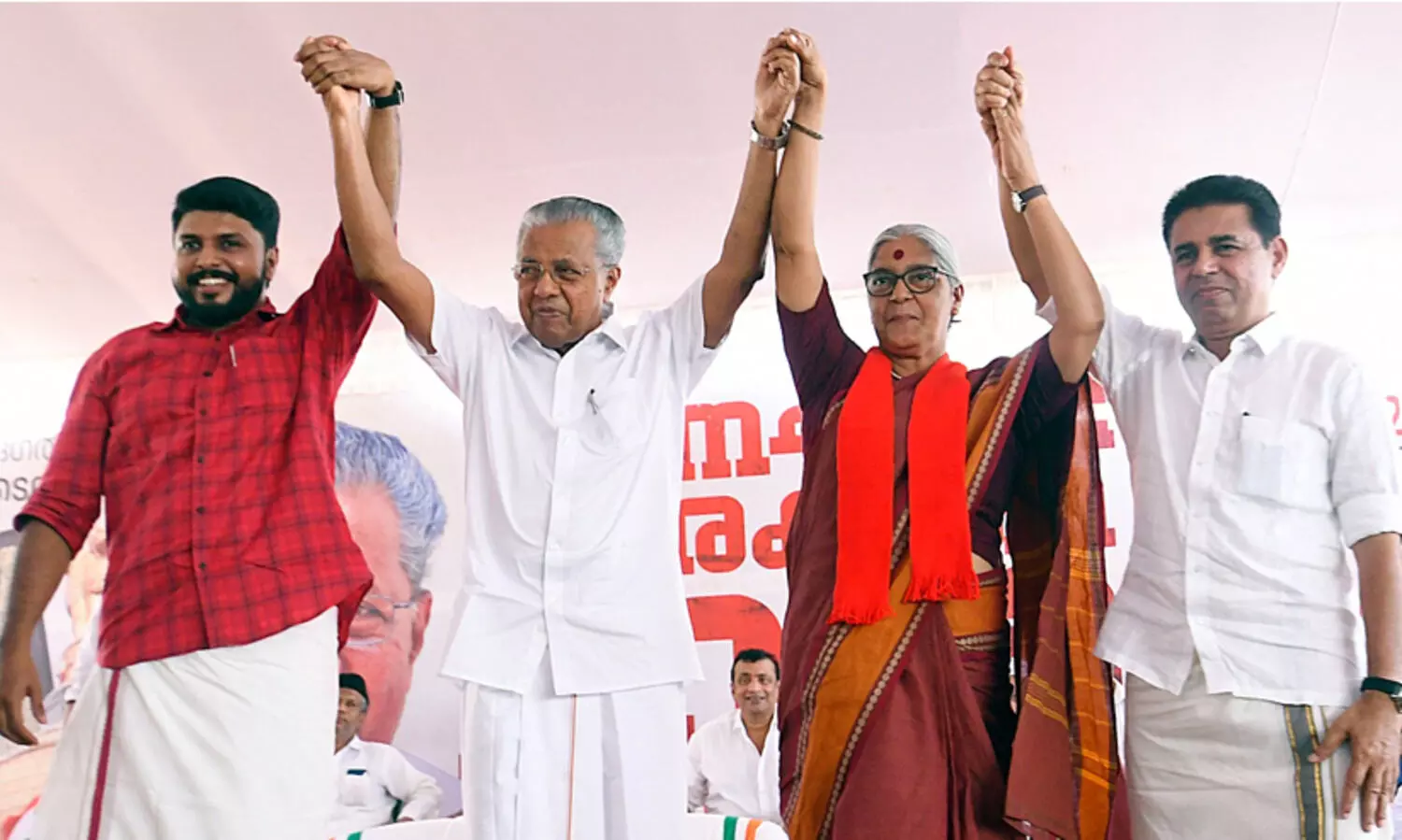 കേന്ദ്ര സർക്കാർ ആർ.എസ്.എസിന്റെ അജണ്ട നടപ്പാക്കുകയാണെന്ന് മുഖ്യമന്ത്രി