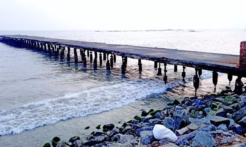 thalassery kadalpalam