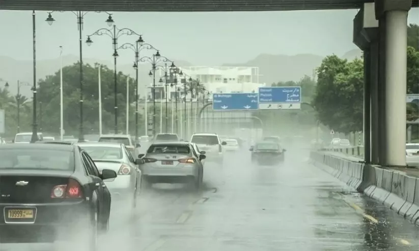 ഒമാനിൽ നാളെ മുതൽ മഴക്ക് സാധ്യത ഒമാനിൽ നാളെ മുതൽ മഴക്ക് സാധ്യത