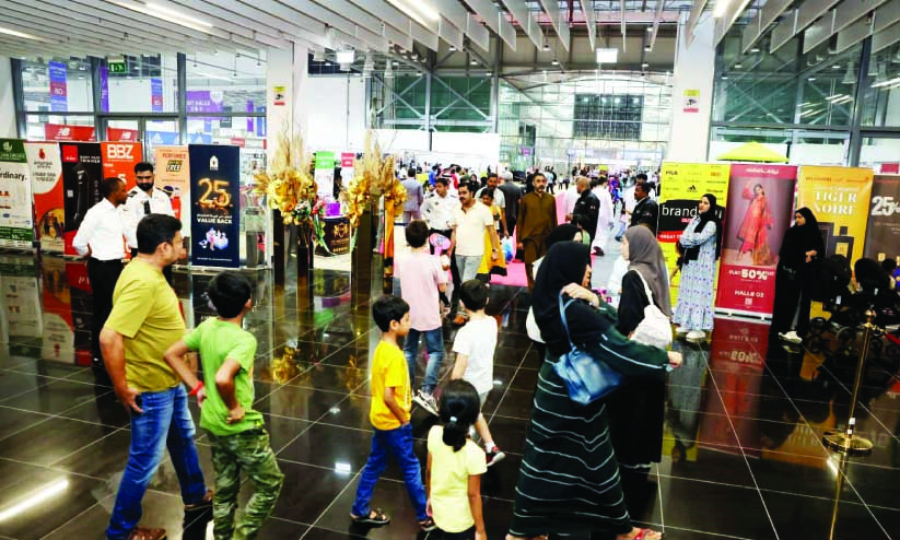 റ​മ​ദാ​ൻ ആ​വേ​ശം നി​റ​ച്ച്​ എ​ക്സ്പോ സെ​ന്റ​റി​ൽ ഷാ​ർ​ജ റ​മ​ദാ​ൻ നൈ​റ്റ്‌​സ്​