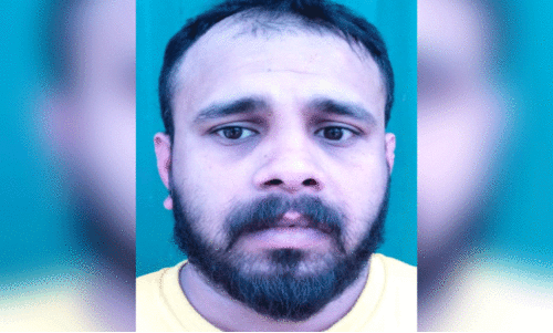 മു​ഹ​മ്മ​ദ്  ഷ​മീ​ര്‍