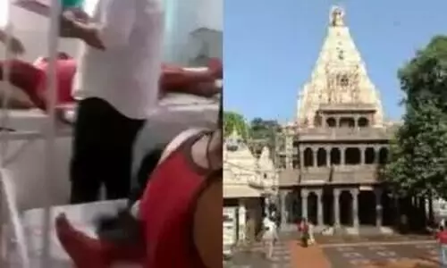 മഹാകാൽ ക്ഷേത്രത്തിലെ തീപിടിത്തം; രംഗപഞ്ചമി പൂജയ്ക്ക് പുറത്ത് നിന്നുള്ള നിറങ്ങൾ വിലക്കി