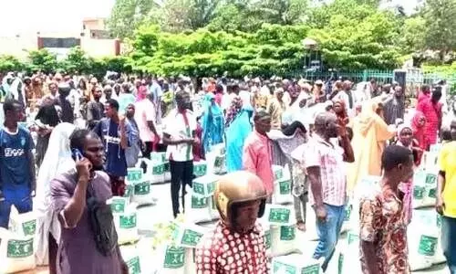 ഭക്ഷണക്കിറ്റുകൾ ഭക്ഷണക്കിറ്റുകൾ