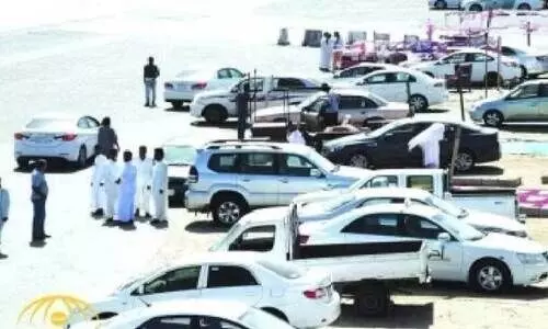 ടാ​ക്​​സി കാ​റു​ക​ൾ