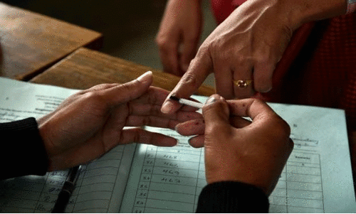 കൊല്ലത്ത് 56,123 പുതുവോട്ടര്മാര് കൊല്ലത്ത് 56,123 പുതുവോട്ടര്മാര്