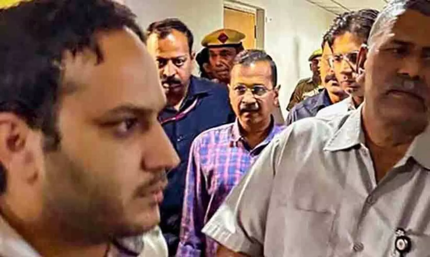 ‘മണി ട്രെയിൽ കെജ്രിവാൾ കോടതിയിൽ വെളിപ്പെടുത്തിയപ്പോൾ പ്രതിക്കൂട്ടിലായത് ബി.ജെ.പി