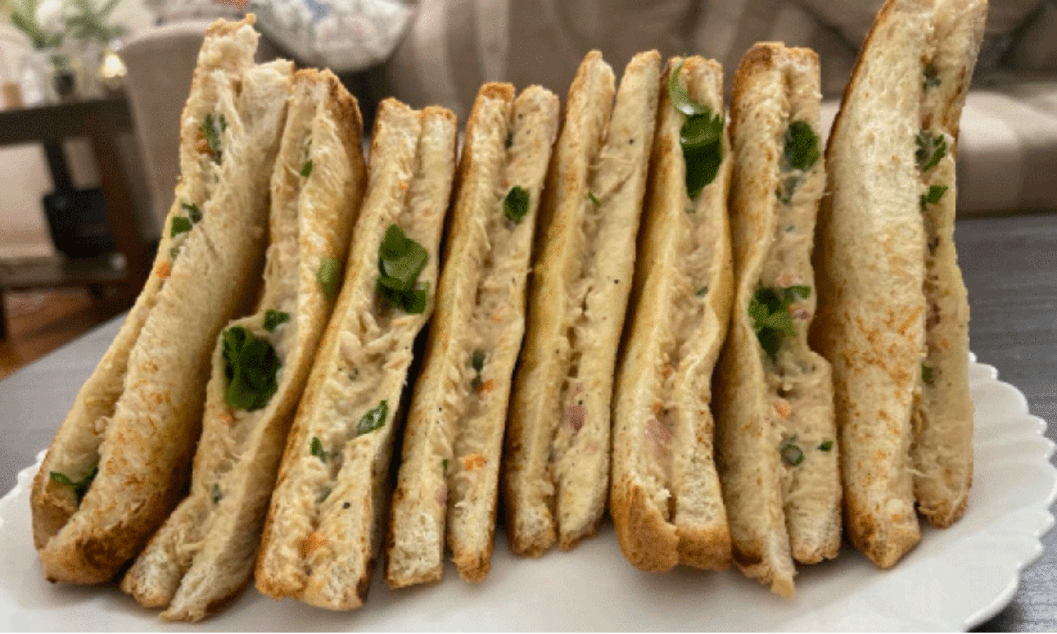 Creamy Chicken Sandwich, ക്രീ​മി ചി​ക്ക​ൻ സാ​ൻ​ഡ്‍വി​ച്