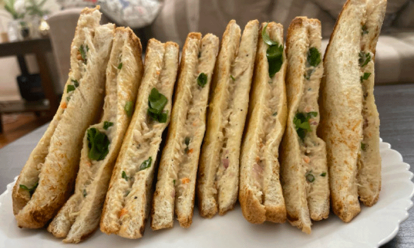 Creamy Chicken Sandwich, ക്രീ​മി ചി​ക്ക​ൻ സാ​ൻ​ഡ്‍വി​ച്