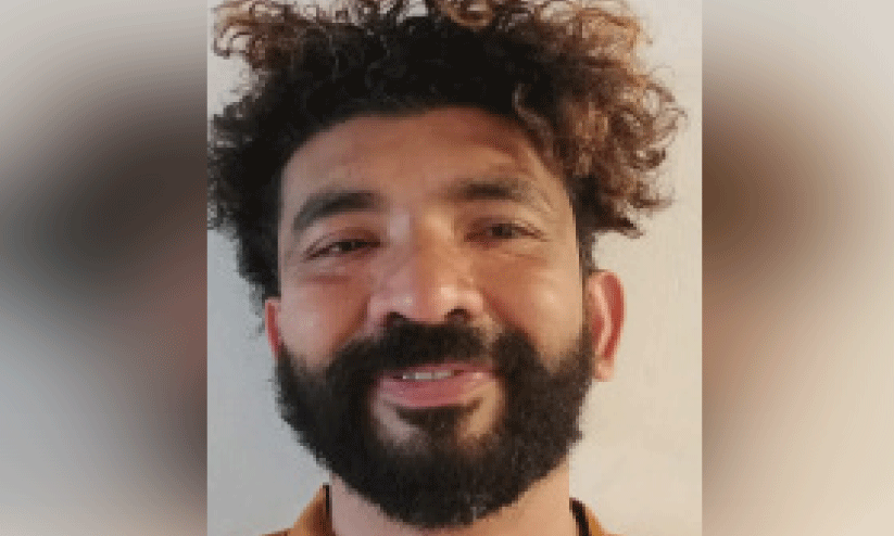 സ്വ​ര​ലാ​ൽ