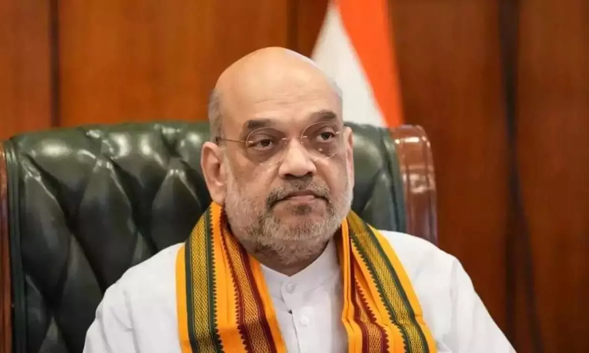 അമിത് ഷായുടെ വാഹനവ്യൂഹത്തിലേക്ക് കാർ ഓടിച്ചു കയറ്റിയയാൾ അറസ്റ്റിൽ അമിത് ഷായുടെ വാഹനവ്യൂഹത്തിലേക്ക് കാർ ഓടിച്ചു കയറ്റിയയാൾ അറസ്റ്റിൽ