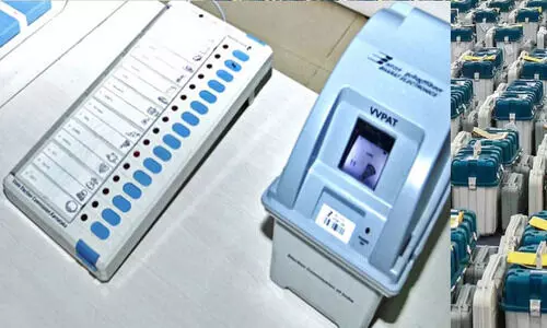 ഇലക്ട്രോണിക് വോട്ടിങ് മെഷീനുകളിൽ കൃത്രിമത്വം നടത്താനായി ലോക്ഡൗൺ പ്രഖ്യാപിക്കുമെന്ന് വ്യാജപ്രചാരണം; ഒരാൾ അറസ്റ്റിൽ