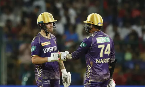 നരെയ്ൻ - അയ്യർ വെടിക്കെട്ട്; ആർ.സി.ബിയെ അനായാസം തോൽപ്പിച്ച് കെ.കെ.ആർ