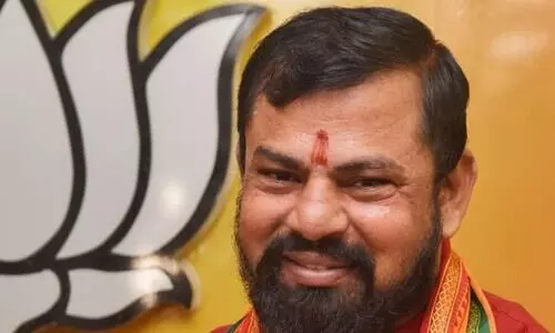 കോടതി ഇടപെട്ടു; വിദ്വേഷ പ്രസംഗത്തിൽ ബി.ജെ.പി എം.എൽ.എ രാജാ സിങ്ങിനെതിരെ കേസെടുത്ത് മുംബൈ പൊലീസ്