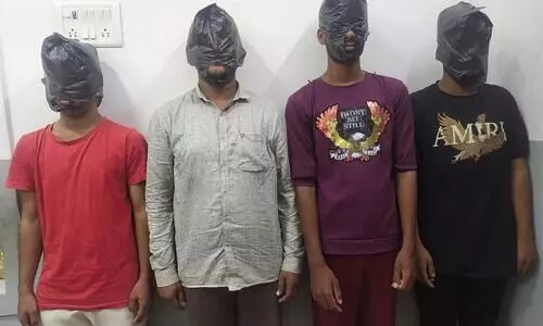 ഹൈദരാബാദിൽ ദമ്പതികൾക്കെതിരെ ‘സദാചാര പൊലീസിങ്’; നാലുപേർ അറസ്റ്റിൽ