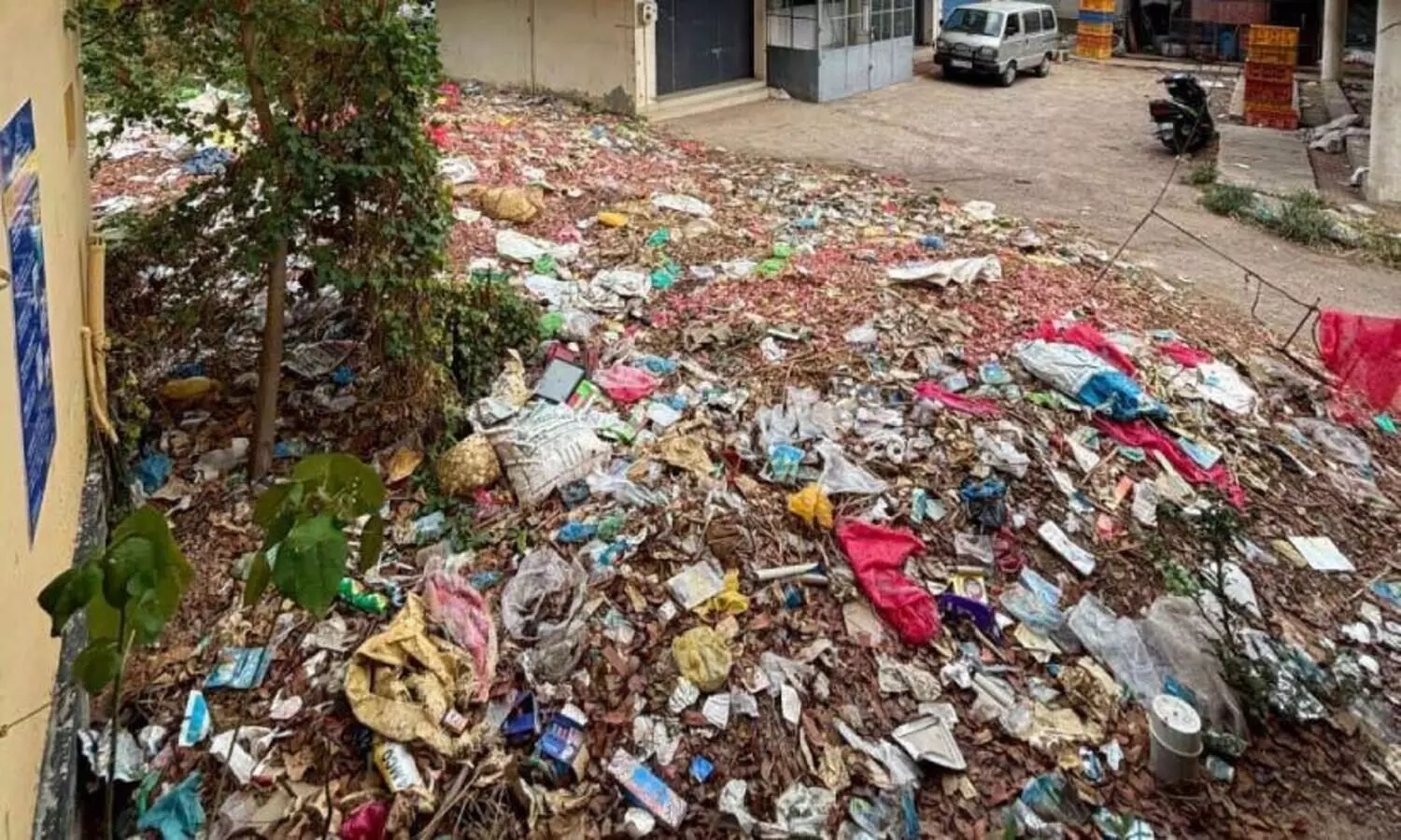 മാലിന്യനീക്കമില്ല; കല്ലമ്പലം പബ്ലിക് മാർക്കറ്റ് ദുർഗന്ധകേന്ദ്രം