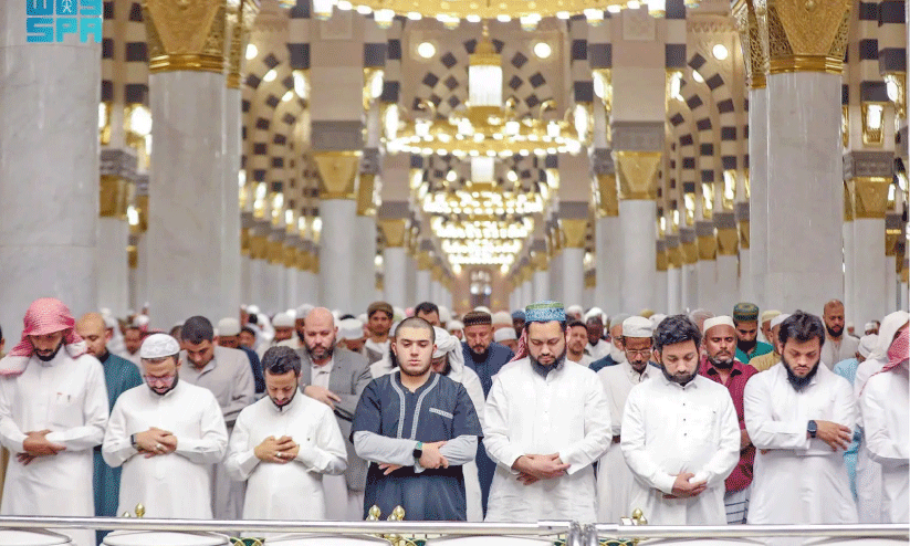 believers doing prayer at madinah masjid