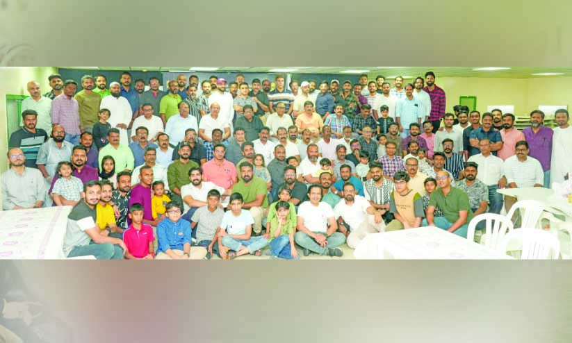 എ​നോ​റ ഇ​ഫ്താ​ർ സം​ഘ​ടി​പ്പി​ച്ചു