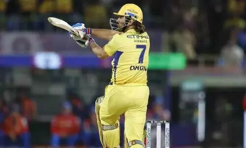 ‘ധോണിയുടെ ബാറ്റിങ് വിരുന്ന് അവസാനിച്ചിട്ടില്ല...’; വെടിക്കെട്ട് ആഘോഷമാക്കി ആരാധകർ