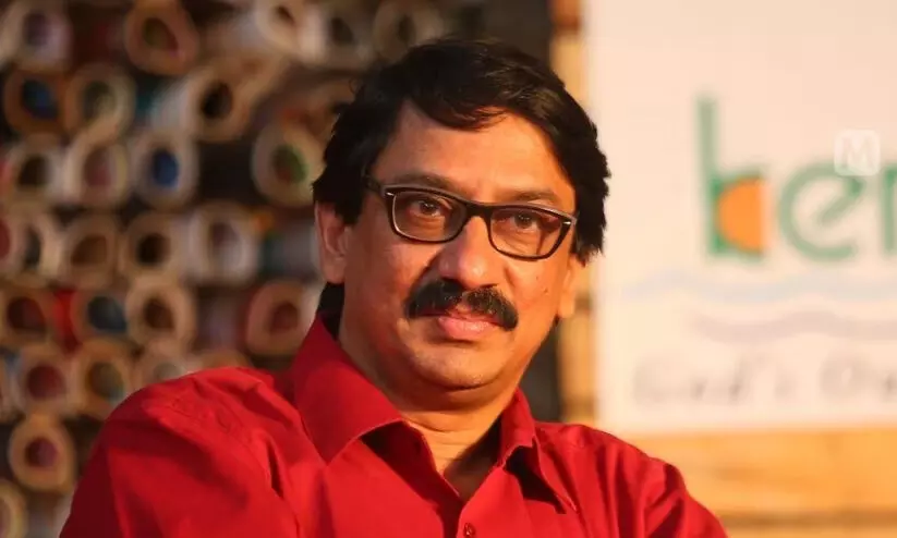 എം.സി.സി മാനദണ്ഡ പരിധിയിൽ ഉൾപ്പെടാത്ത പരാതികളേ കമീഷൻ നിരീക്ഷണ സമിതിക്ക് കൈമാറാവൂയെന്ന് ചീഫ് സെക്രട്ടറി എം.സി.സി മാനദണ്ഡ പരിധിയിൽ ഉൾപ്പെടാത്ത പരാതികളേ കമീഷൻ നിരീക്ഷണ സമിതിക്ക് കൈമാറാവൂയെന്ന് ചീഫ് സെക്രട്ടറി