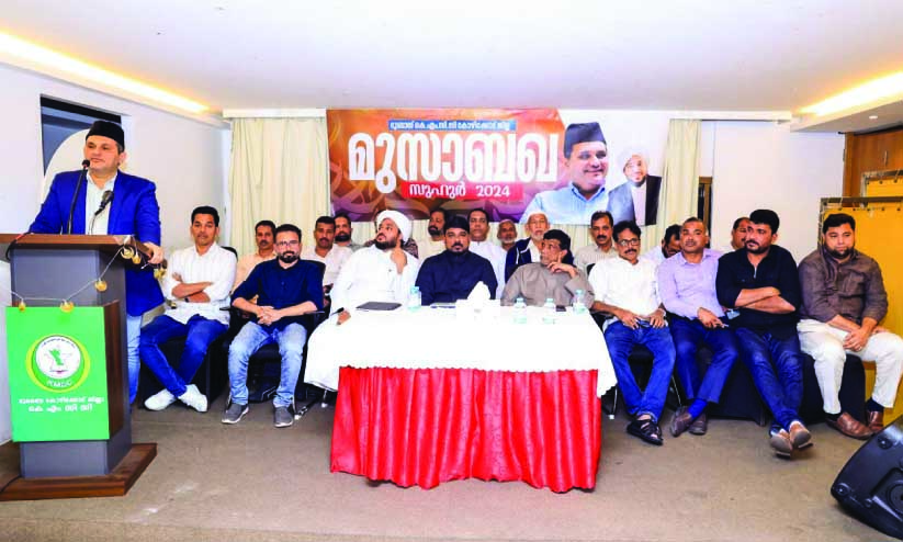 നീ​തി​നി​ഷേ​ധ​ത്തി​നെ​തി​രെ വോ​ട്ട് ആ​യു​ധ​മാ​ക്ക​ണം -മു​ന​വ്വ​റ​ലി ത​ങ്ങ​ൾ