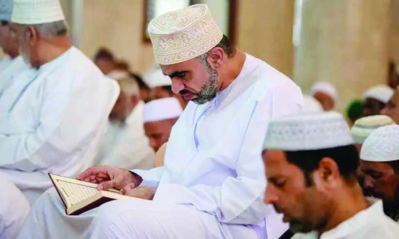 റ​മ​ദാ​ൻ അ​വ​സാ​ന പ​ത്തി​ൽ ഭ​ക്തി​സാ​ന്ദ്ര​മാ​യി പ​ള്ളി​ക​ൾ