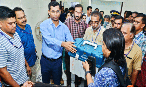 ഭിന്നശേഷിക്കാർക്കും മുതിര്‍ന്ന പൗരന്മാർക്കും  പോസ്റ്റല്‍ ബാലറ്റ് ഉറപ്പാക്കും