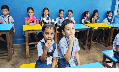 വേനൽച്ചൂടിൽ മാഹിയിൽ വിദ്യാരംഭം