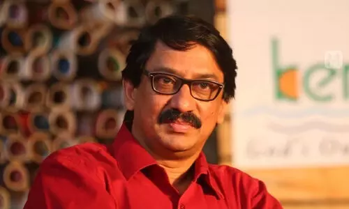 എം.സി.സി മാനദണ്ഡ പരിധിയിൽ ഉൾപ്പെടാത്ത പരാതികളേ കമീഷൻ നിരീക്ഷണ സമിതിക്ക് കൈമാറാവൂയെന്ന് ചീഫ് സെക്രട്ടറി എം.സി.സി മാനദണ്ഡ പരിധിയിൽ ഉൾപ്പെടാത്ത പരാതികളേ കമീഷൻ നിരീക്ഷണ സമിതിക്ക് കൈമാറാവൂയെന്ന് ചീഫ് സെക്രട്ടറി