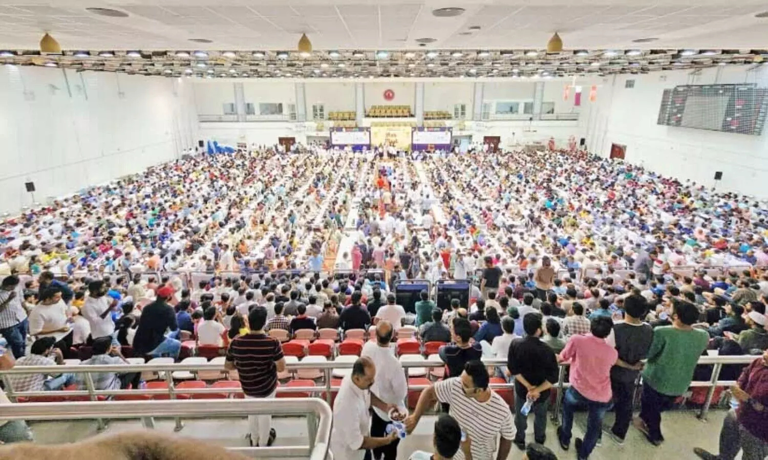 സ്നേ​ഹ​വി​രു​ന്നാ​യി ഇ​ഫ്താ​ർ സം​ഗ​മ​ങ്ങ​ൾ