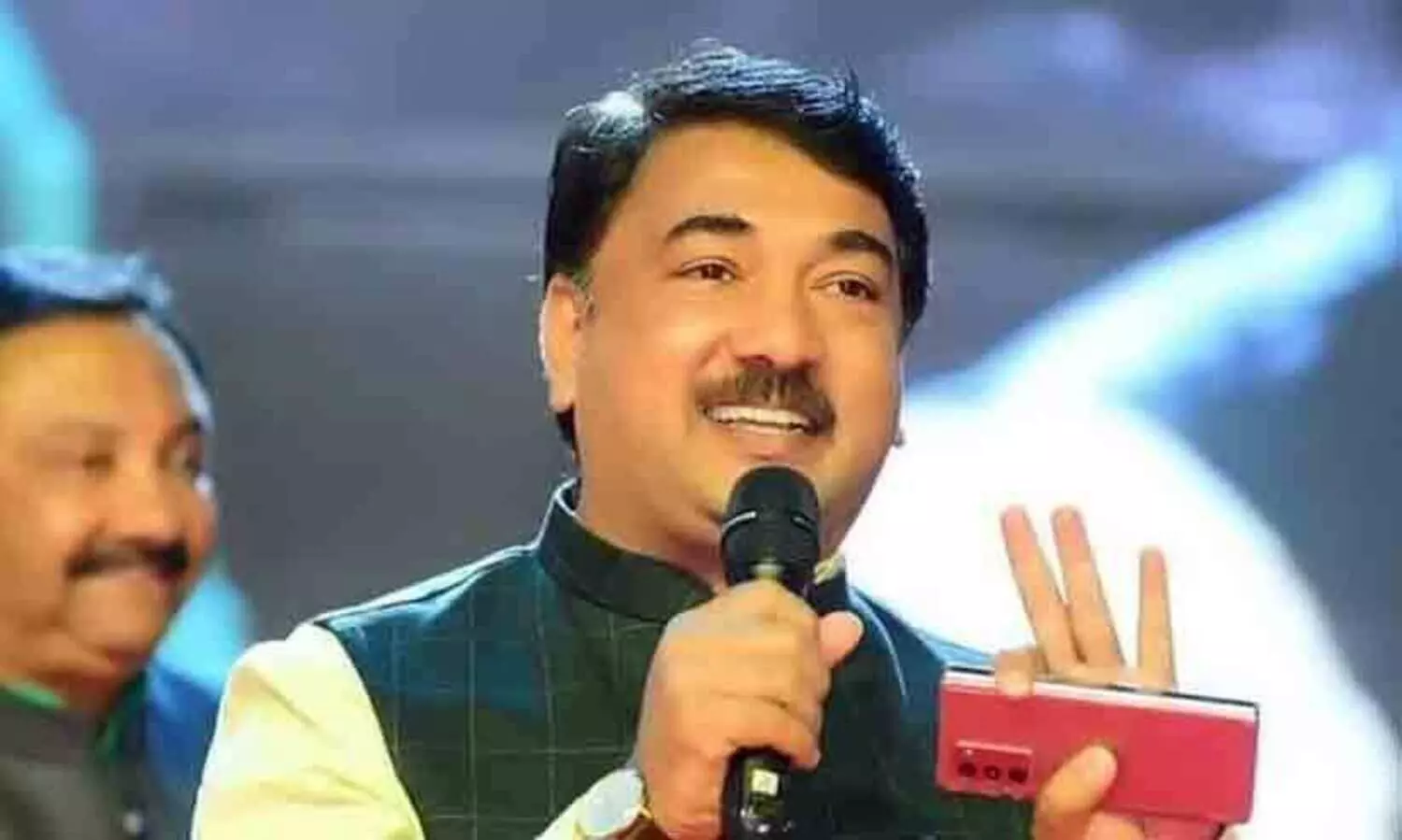 ബി.ജെ.പി ടിക്കറ്റ് നൽകിയില്ല; ജൽഗാവ് എം.പി ഉന്മേഷ് പാട്ടീൽ ഉദ്ധവിന്‍റെ ശിവസേനയിൽ ചേർന്നു