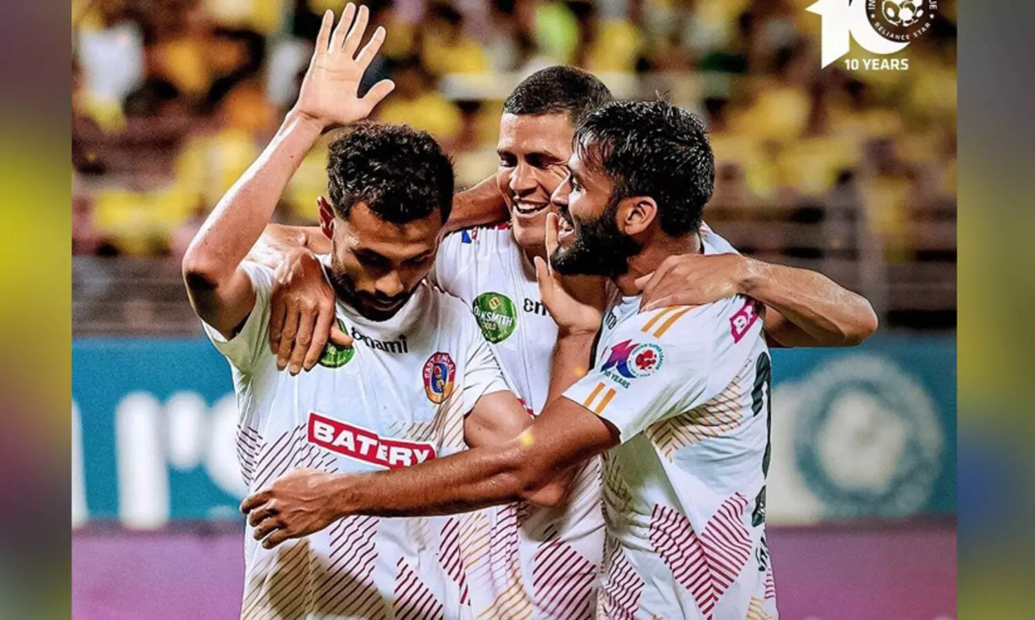 കളി കൈവിട്ട് ബ്ലാസ്റ്റേഴ്സ്; ഈസ്റ്റ് ബംഗാളിനോട് തോറ്റത് 4-2ന്; രണ്ടു താരങ്ങൾക്ക് ചുവപ്പ് കാർഡ്