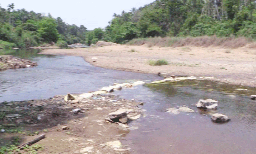 ഇരുവഴിഞ്ഞിപ്പുഴ ഇരുവഴിഞ്ഞിപ്പുഴ
