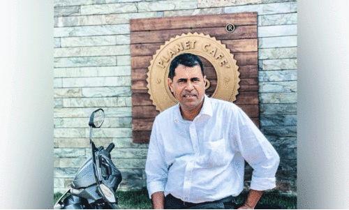 Aadujeevitham, Aadujeevitham,