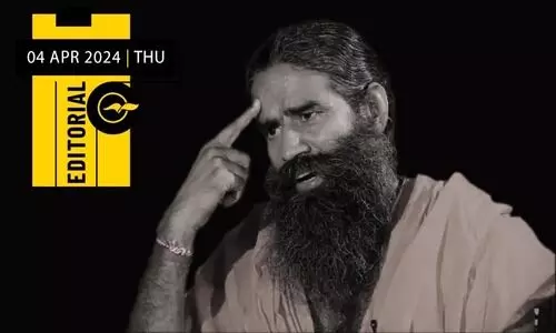 വ്യാ​​ജ​​വൈ​​ദ്യ​​ത്തി​​ന്റെ മ​​ണ്ട​​ക്ക് കോ​​ട​​തി​​യു​​ടെ കി​​ഴു​​ക്ക്