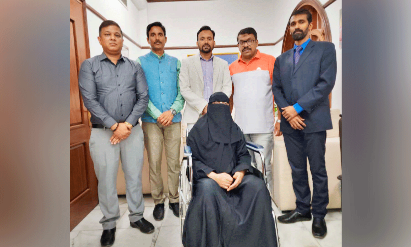 hajarabi with indian embassy officials and social activists hajarabi with indian embassy officials and social activists