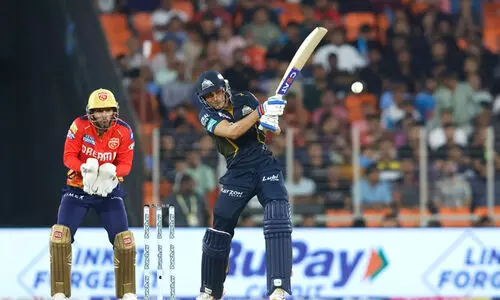 ഗിൽ ഷോ! 48 പന്തിൽ 89; ഗുജറാത്തിനെതിരെ പഞ്ചാബിന് 200 റൺസ് വിജയലക്ഷ്യം