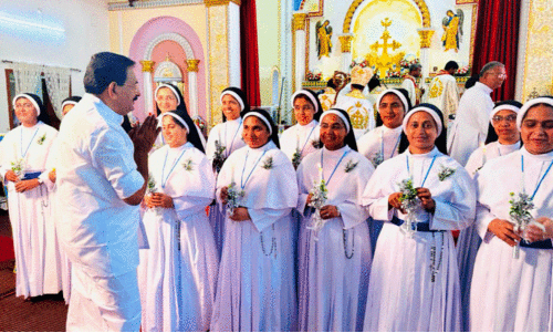 പത്തനംതിട്ടയിൽ ആകെ 10 സ്ഥാനാര്‍ഥികൾ; സൂക്ഷ്മപരിശോധന ഇന്ന്