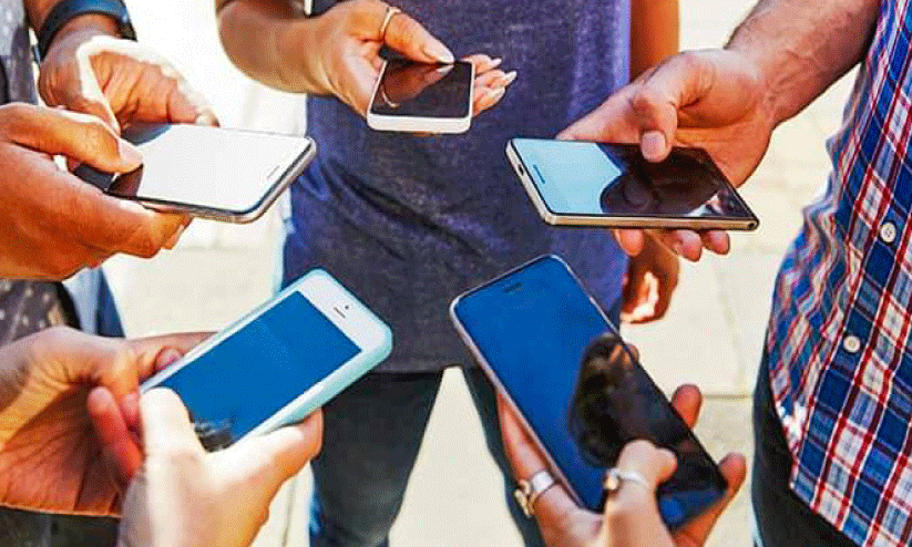 സ്മാ​ർ​ട്ട്ഫോ​ൺ സേ​ഫാ​ക്കാം