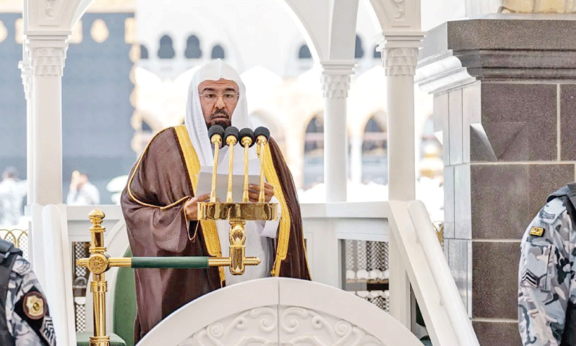 dr.Abdurahman doing Jumuah speech at makkah