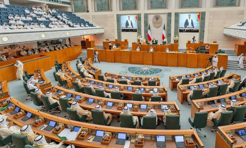 ജനാധിപത്യത്തെ അടയാളപ്പെടുത്തി തെരഞ്ഞെടുപ്പ്: ഇനി പുതിയ സഭ; 11 പുതുമുഖങ്ങൾ, ഒരു വനിത ജനാധിപത്യത്തെ അടയാളപ്പെടുത്തി തെരഞ്ഞെടുപ്പ്: ഇനി പുതിയ സഭ; 11 പുതുമുഖങ്ങൾ, ഒരു വനിത