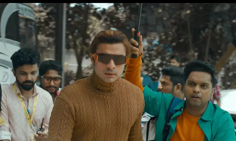 ‘എന്റർടൈൻമെന്റ് ഗ്യാരണ്ടീ’; വൈറലായി നടികർ ടീസർ