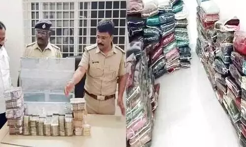 30 lakh rupees and saree