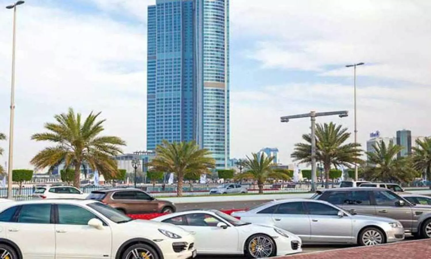 ഈ​ദ്​; അ​ബൂ​ദ​ബി​യി​ൽ സൗ​ജ​ന്യ പാ​ര്‍ക്കി​ങ്, ടോ​ള്‍