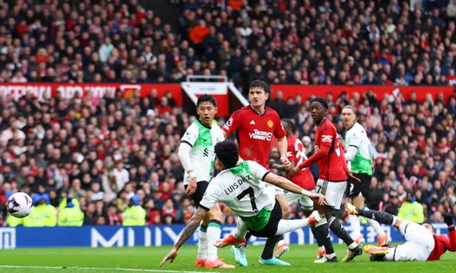 ആവേശ പോരാട്ടം! യുനൈറ്റഡ്-ലിവർപൂൾ മത്സരം സമനിലയിൽ